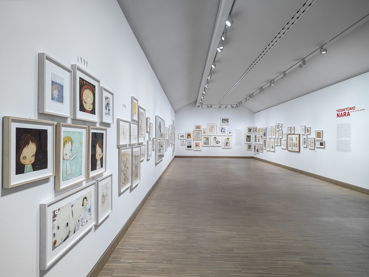 Yoshitomo Nara: Ausstellungsansicht: Yoshitomo Nara - ALBERTINA MODERN, 