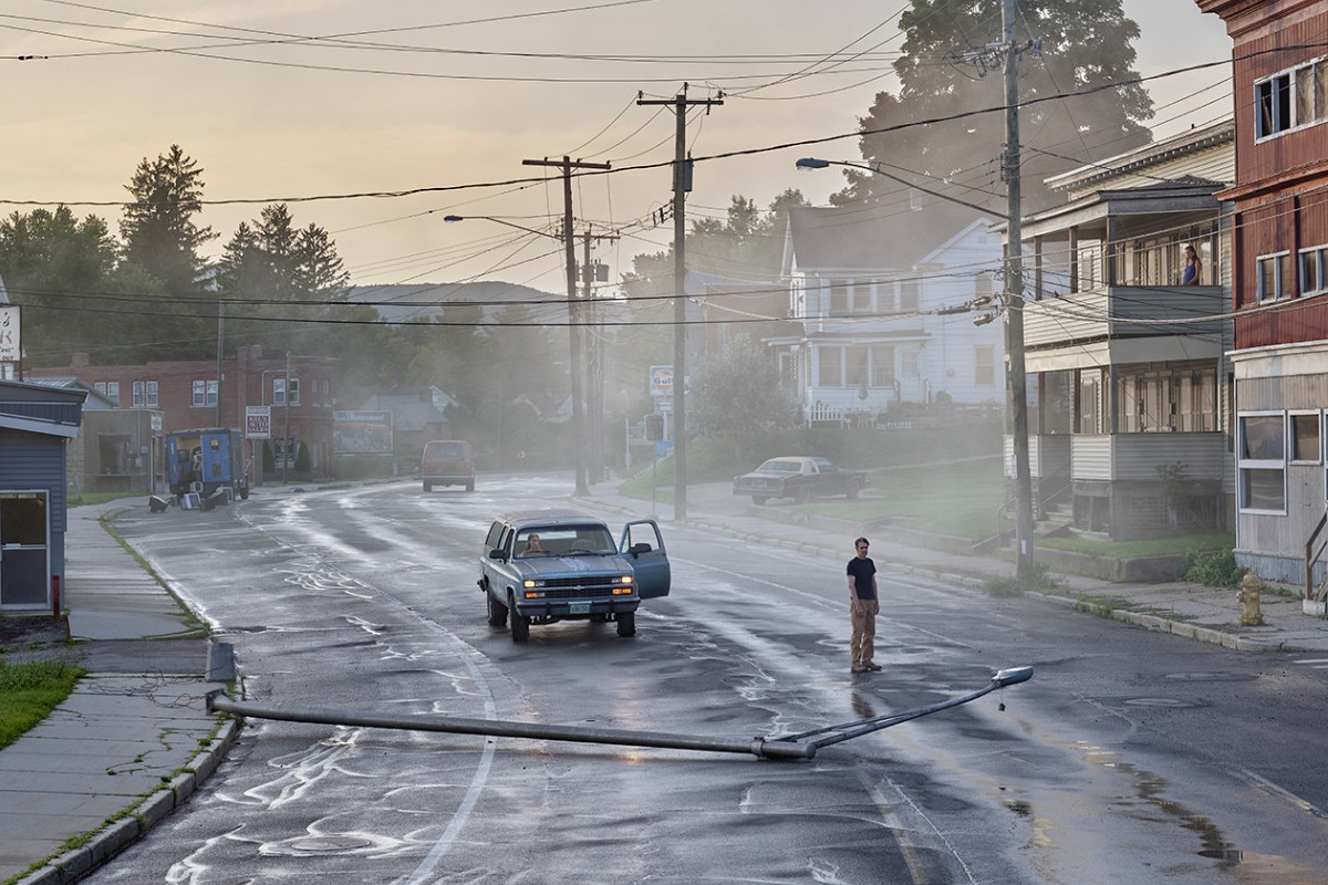 Gregory Crewdson | Starkfield Lane, From the series: An Eclipse of Moths, 2018-2019 | The ALBERTINA Museum, Vienna – Permanent loan, Private Collection © Gregory Crewdson