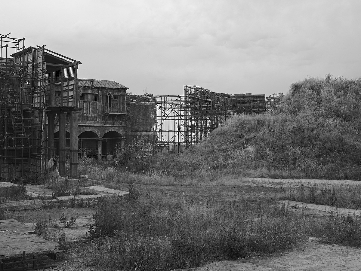 Gregory Crewdson: Untitled, From the series: Sanctuary, 2009