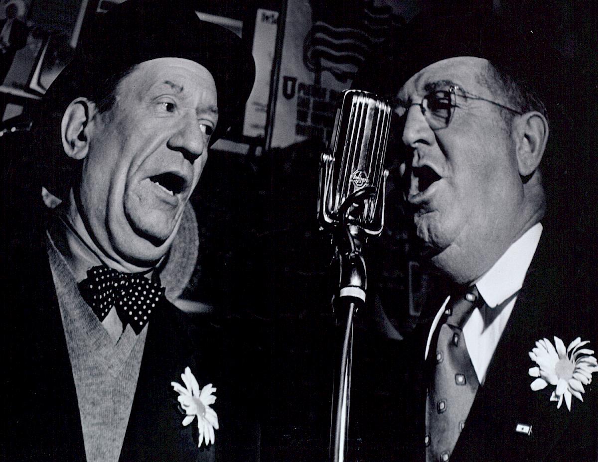 Lisette Model: Sammy’s Bar, New York, 1940−1944
