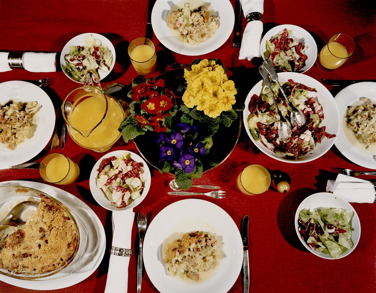 Robert Hammerstiel: Mrs. P. and Children (from the series <em>Midday Portraits – The Status Quo</em>), 1989