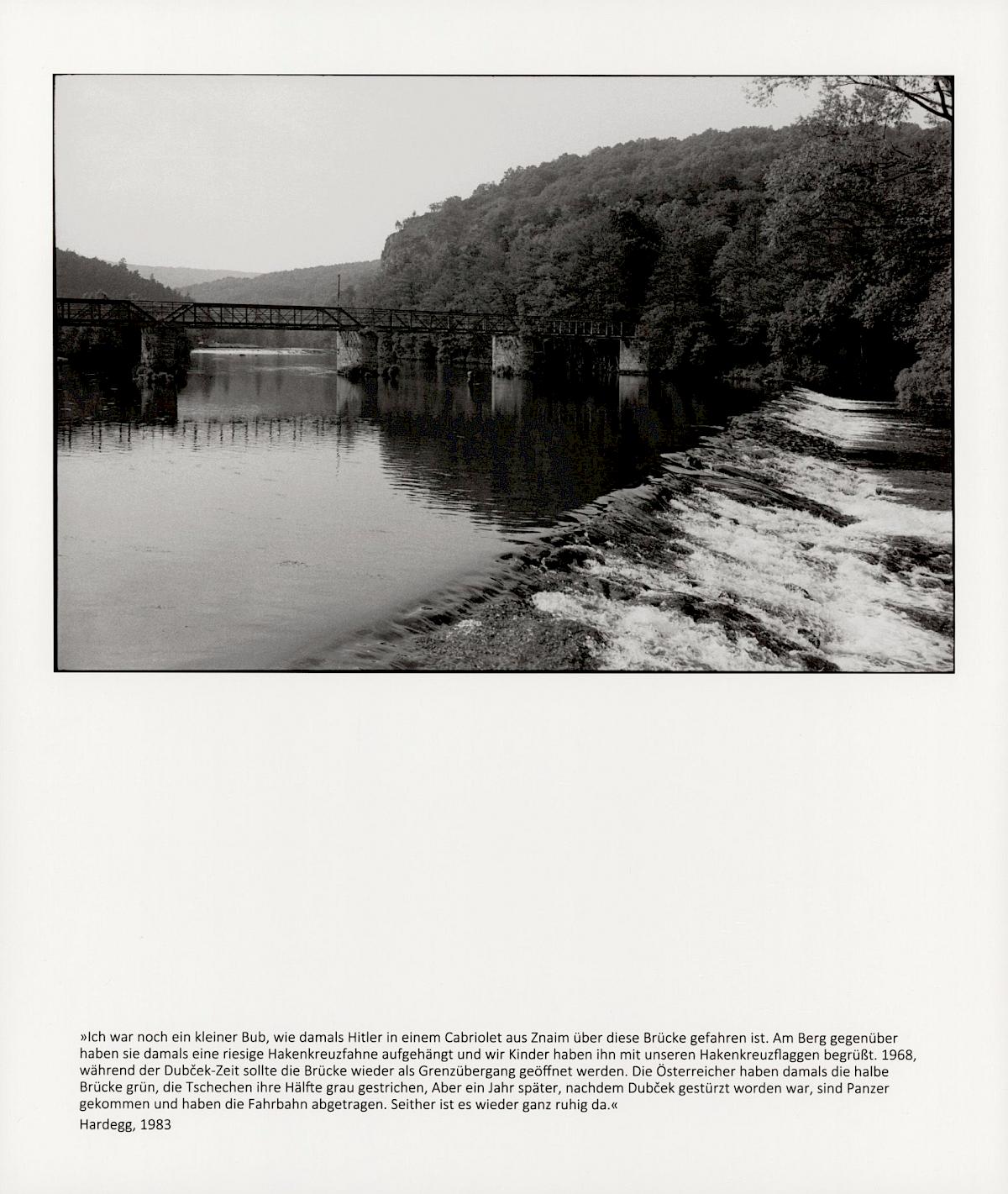 SEIICHI FURUYA | STAATSGRENZE, 1981-1983 | Lightjet-print Fotopapier: 50,6 x 60,4 cm (19 15/16 x 23 3/4 in.) | Erworben aus den Mitteln der Galerienförderung des BKA | Albertina, Wien