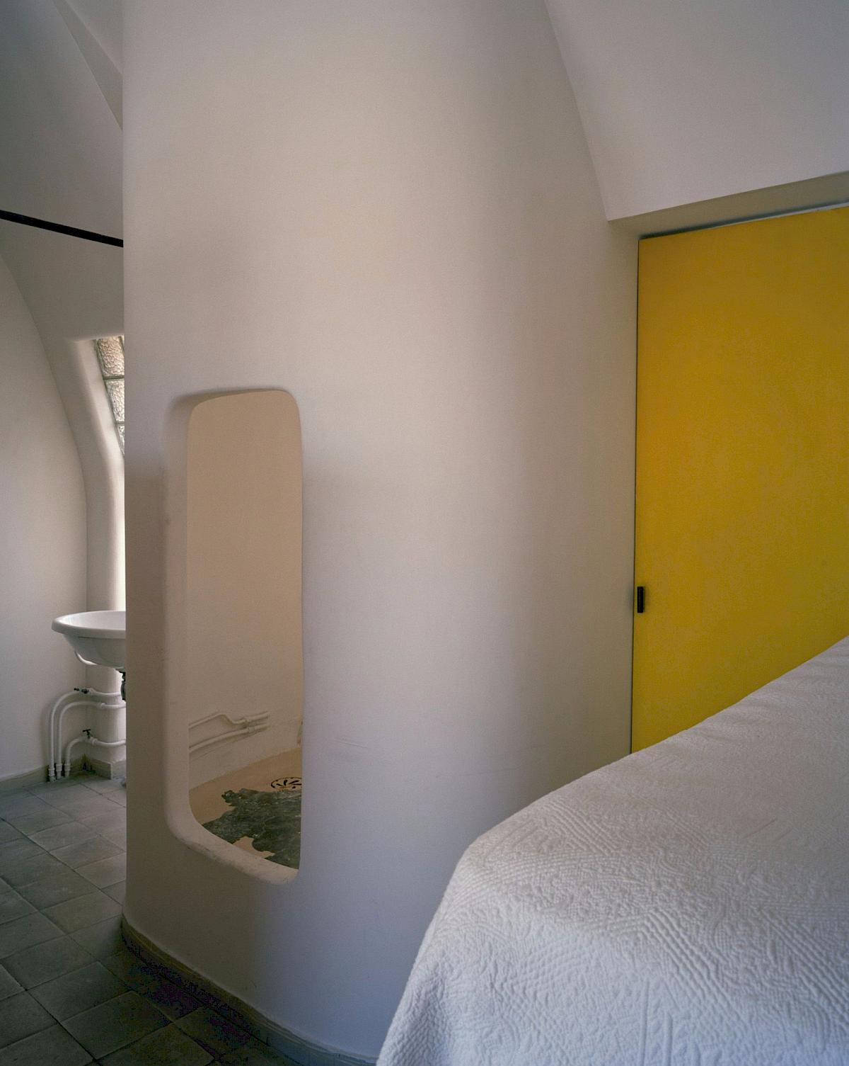 WERNER FEIERSINGER | Ohne Titel (Le Corbusier, Appartement, Paris), 2007 | C-Print, 157 x 125 cm | Erworben aus den Mitteln der Galerieförderung des BMUKK von der Galerie Martin Janda, Wien | Albertina, Wien © Werner Feiersinger