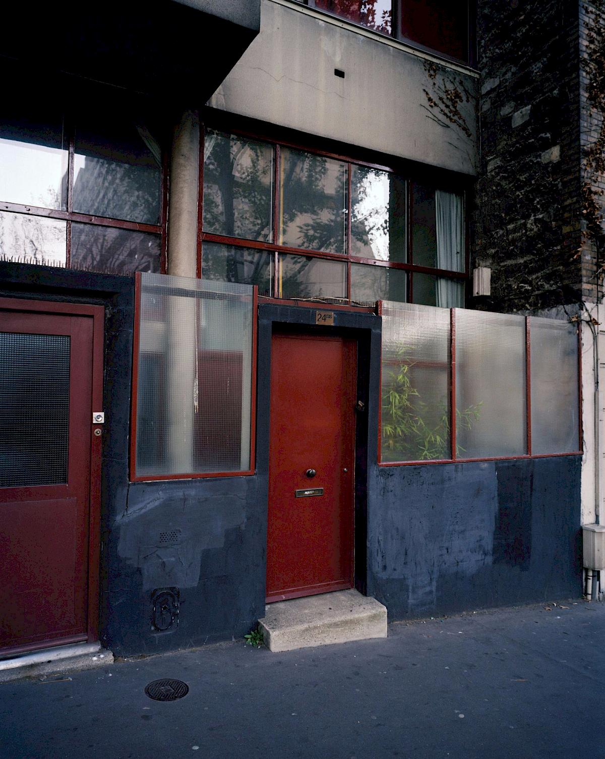 WERNER FEIERSINGER | Ohne Titel (Le Corbusier, Maison Planeix, Paris), 2007 | C-Print, 157 x 125 cm | Erworben aus den Mitteln der Galerieförderung des BMUKK von der Galerie Martin Janda, Wien |  Albertina, Wien © Werner Feiersinger