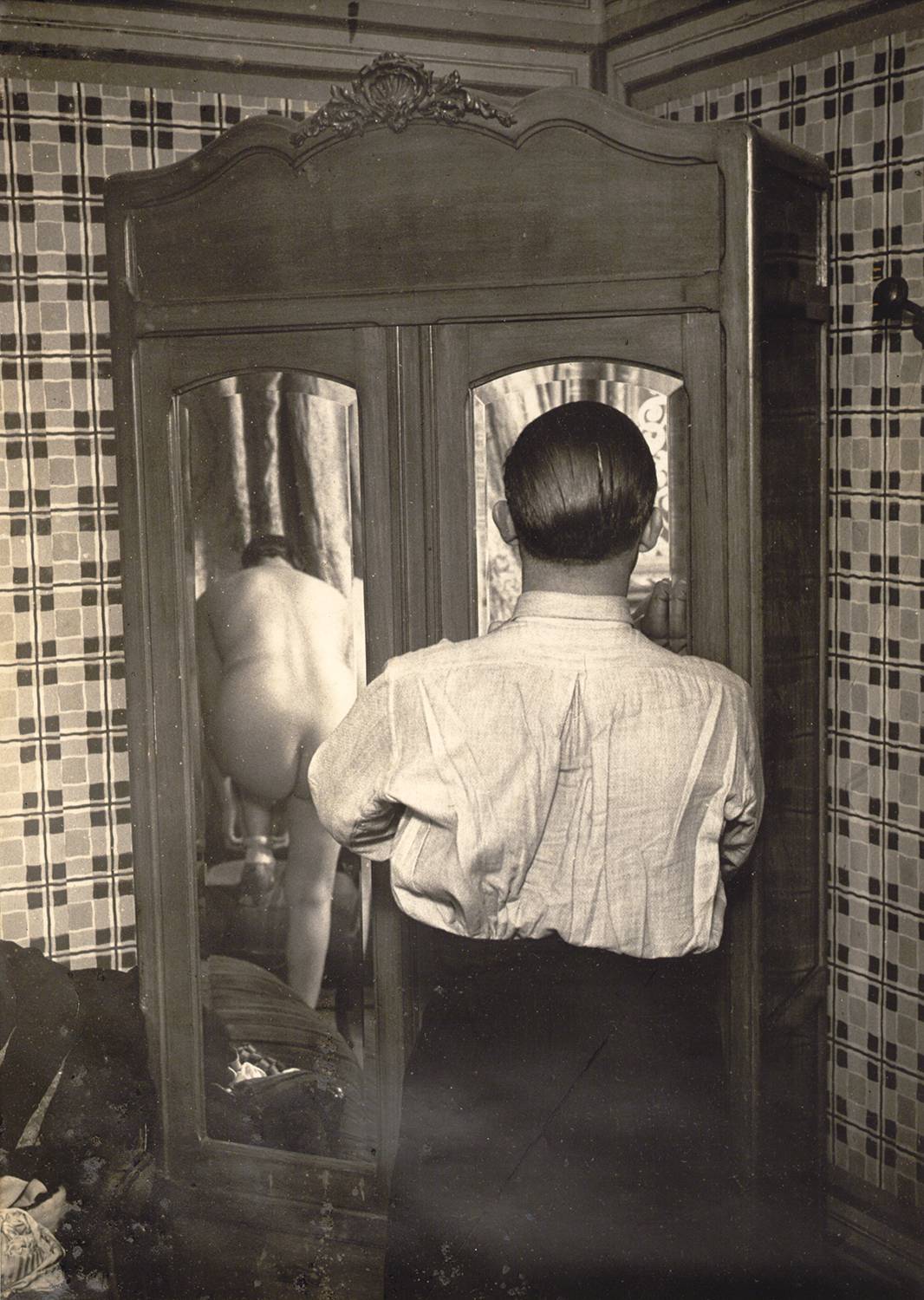 Brassaï (Gyula Halász): In einem Stundenhotel, Rue Quincampoix, um 1932