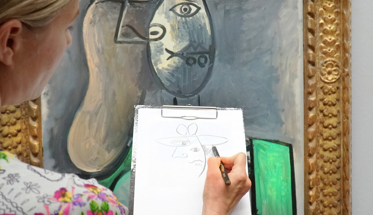 In der Ausstellung | Foto © Robert Bodnar